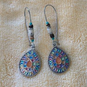Dangle earrings